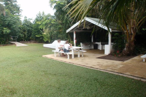 Absolute Backpackers Mission Beach - Accommodation Coffs Harbour 1