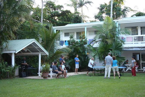 Absolute Backpackers Mission Beach - Accommodation Coffs Harbour 3