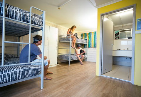 Airlie Beach YHA - Hostel - Accommodation Coffs Harbour 5