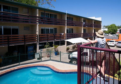 Airlie Beach YHA - Hostel - Accommodation Coffs Harbour 1