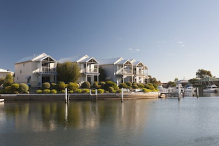 Paynesville VIC Accommodation Coffs Harbour