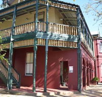 Leura House - Accommodation Coffs Harbour