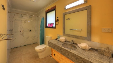 Maleny Tropical Retreat Balinese B&b - Accommodation Coffs Harbour 1