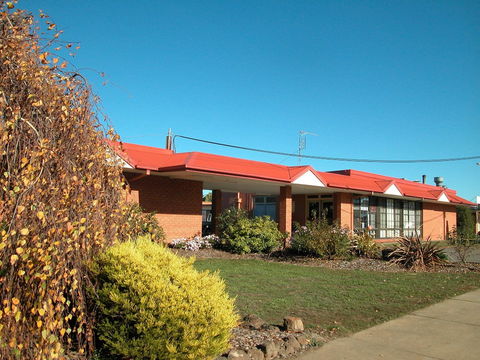 Ambassador Motor Inn Ballarat - Accommodation Coffs Harbour 1