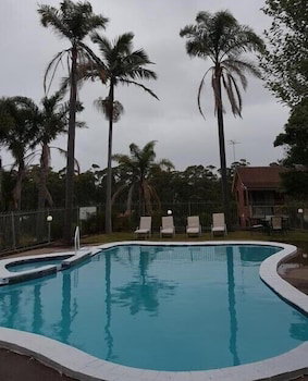 Lake Tabourie NSW Accommodation Coffs Harbour