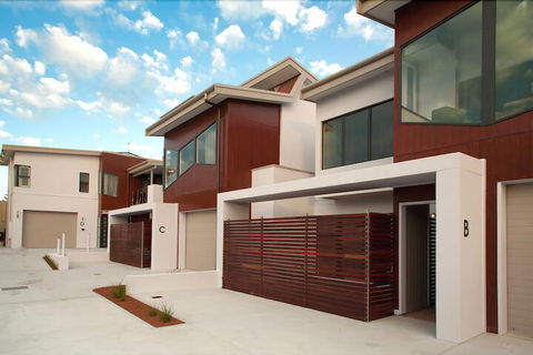 Albany Waves - Accommodation Coffs Harbour 1