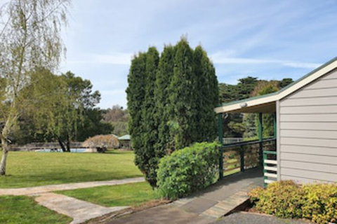 Neerim Country Cottages - Accommodation Coffs Harbour 0