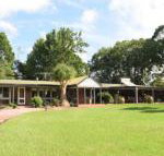 McCarthy Lake House - Accommodation Coffs Harbour