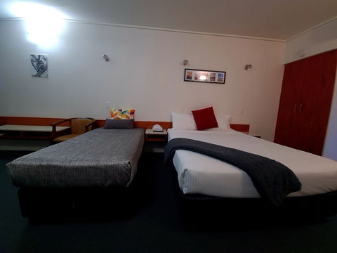 Ayr Travellers Motel - Accommodation Coffs Harbour 6