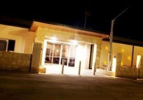 Newman Hotel - Accommodation Coffs Harbour 0