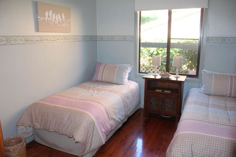 Avoca Beach Cape Cottage - Accommodation Coffs Harbour 7