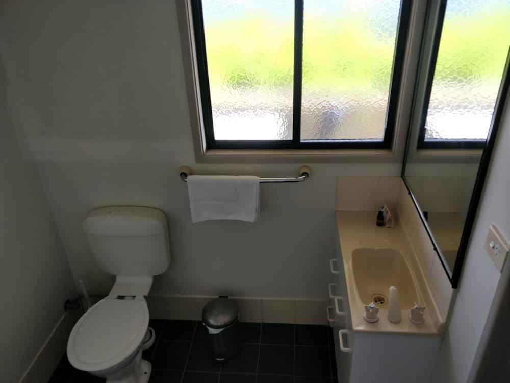Reesville QLD Accommodation Coffs Harbour