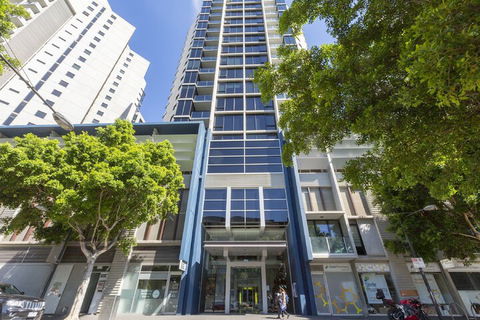 Apartments Melbourne Domain New Quay Docklands - Accommodation Coffs Harbour 1