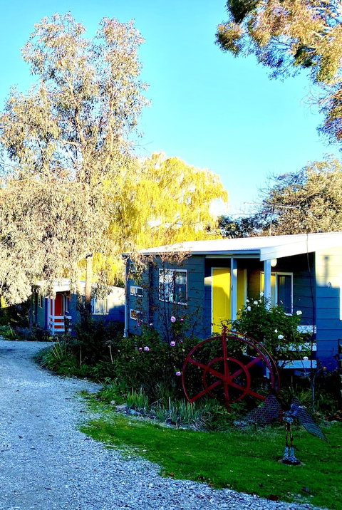 Beechworth Cabins - Accommodation Coffs Harbour 2