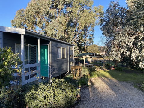Beechworth Cabins - Accommodation Coffs Harbour 1