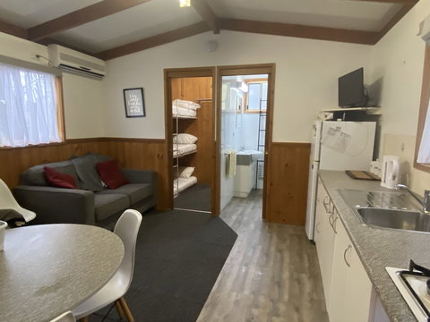 Beechworth Cabins - Accommodation Coffs Harbour 5