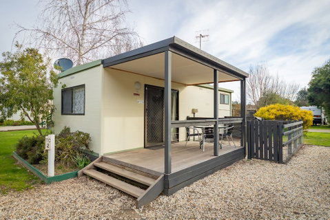 Breeze Holiday Parks - Eildon - Accommodation Coffs Harbour 4