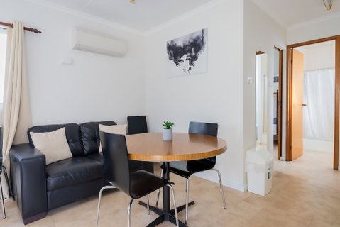 Breeze Holiday Parks - Eildon - Accommodation Coffs Harbour 3
