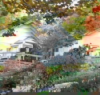 Woolrich Historic Garden Cottage - Accommodation Coffs Harbour