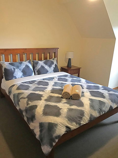 AAt 28 Goldsmith Motel - Accommodation Coffs Harbour 4