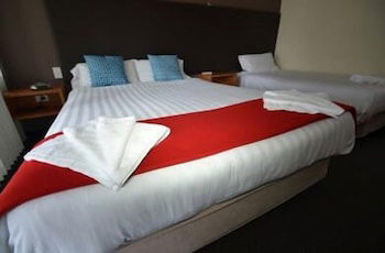 Heathcote Hotel - Accommodation Coffs Harbour 5