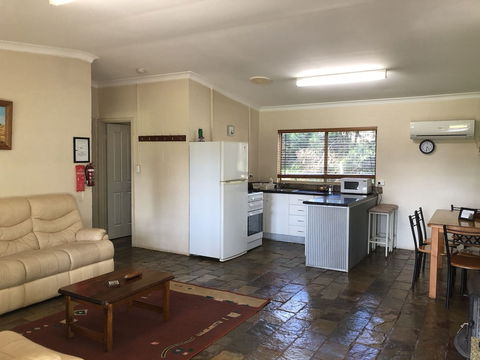 Country Cottages Of Bridgetown - Accommodation Coffs Harbour 3