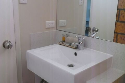 Rosebourne Gardens Motel - Accommodation Coffs Harbour 7