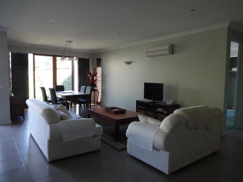 Mews On Frederick - Accommodation Coffs Harbour 1