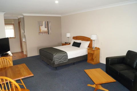Asters On James Motor Inn - Accommodation Coffs Harbour 6