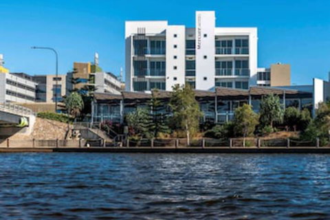 Mercure Sunshine Coast Kawana Waters - Accommodation Coffs Harbour 0