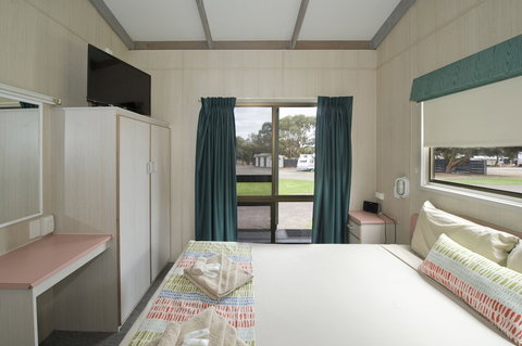 BIG4 Breeze Holiday Park â€“ Port Hughes - Accommodation Coffs Harbour 4
