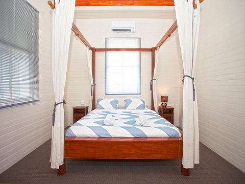 CBD Holiday Home - Accommodation Coffs Harbour 1
