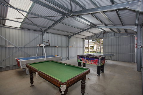 Lake Hamilton Motor Village & Caravan Park - Accommodation Coffs Harbour 6