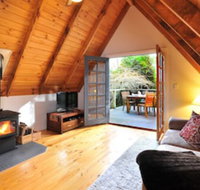 Santosa Cottage - Accommodation Coffs Harbour
