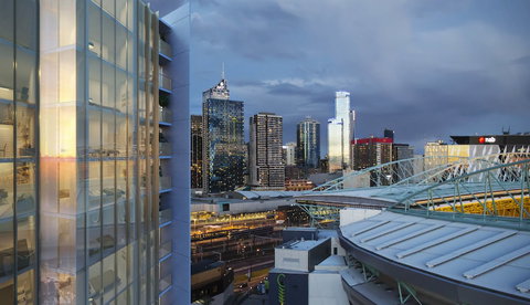 Peppers Docklands - Accommodation Coffs Harbour 4