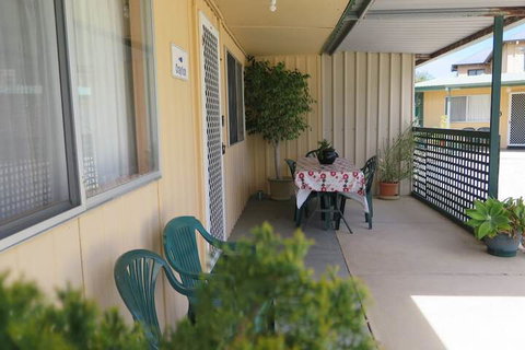 Jurien Beachfront Holiday Units - Accommodation Coffs Harbour 2