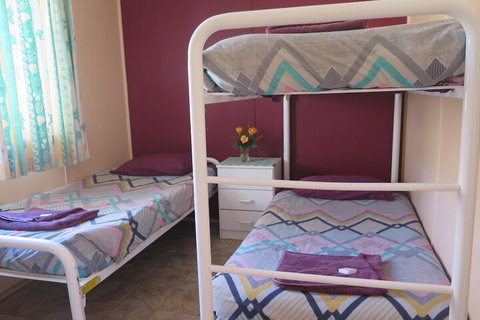 Jurien Beachfront Holiday Units - Accommodation Coffs Harbour 3