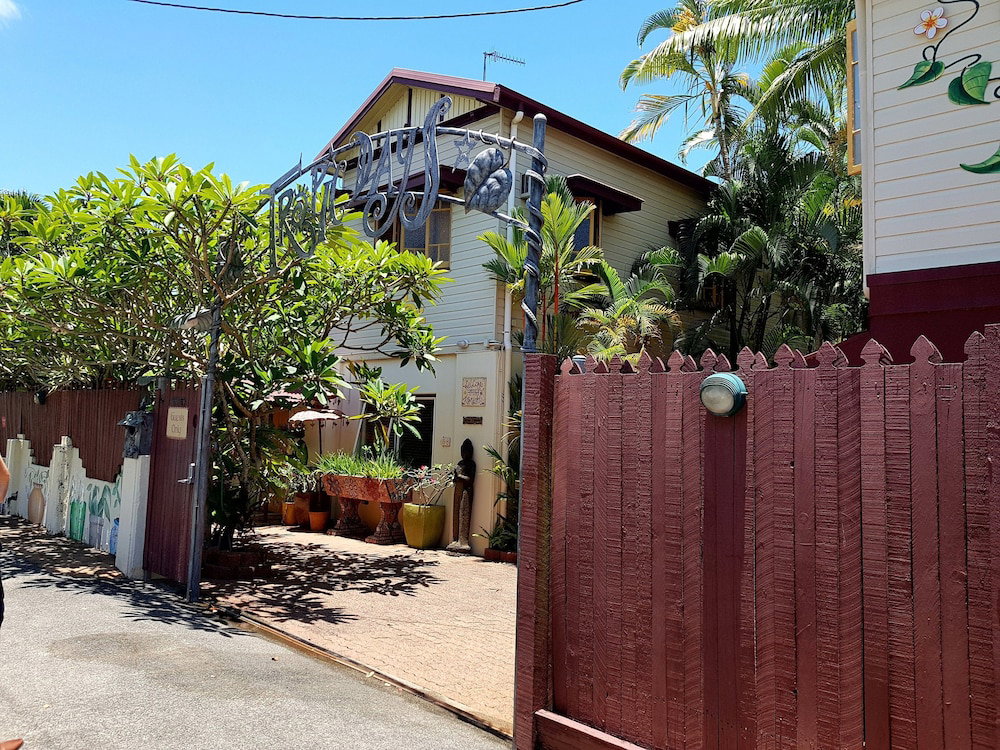 Bungalow QLD Accommodation Coffs Harbour
