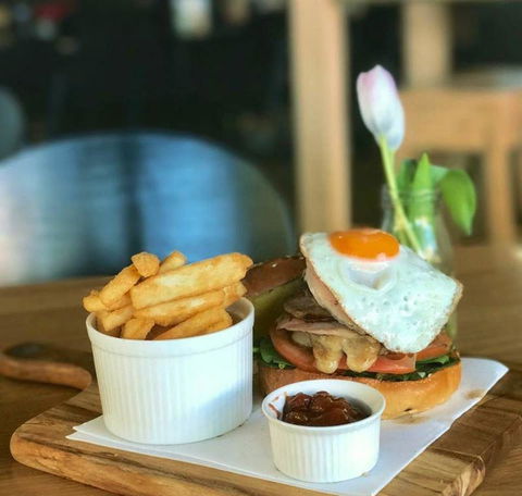 Explorers Restaurant - Accommodation Coffs Harbour 5