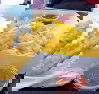 Dory's Fish And Chippery - Accommodation Coffs Harbour