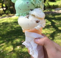 The Rainbow Ice Cream Shop - Accommodation Coffs Harbour