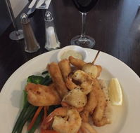 Restaurant Hampden Hotel - Accommodation Coffs Harbour