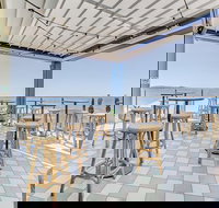 The Collaroy - Accommodation Coffs Harbour