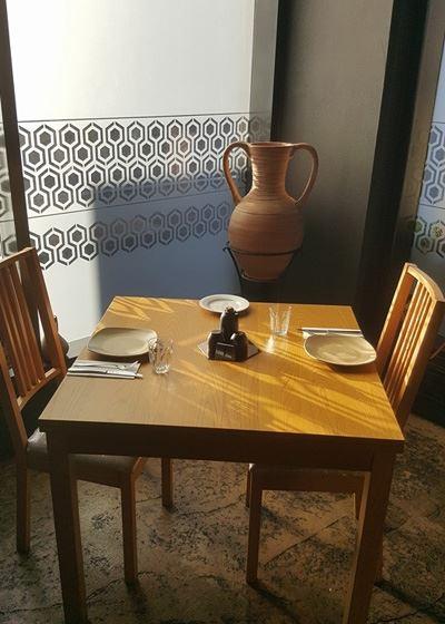 Antiquity Greek Restaurant - Accommodation Coffs Harbour 3
