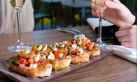 Remington Restaurant - Accommodation Coffs Harbour 9