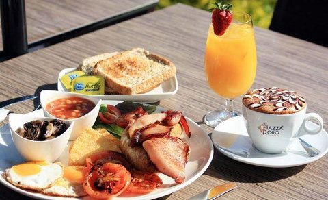 Remington Restaurant - Accommodation Coffs Harbour 26