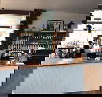 Kiki's In The Grove - Accommodation Coffs Harbour