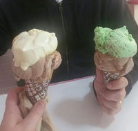 Annie's Old Fashioned Ice Cream Parlour - Accommodation Coffs Harbour