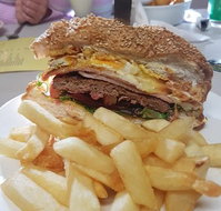 Beehive Hotel Motel Cafe - Accommodation Coffs Harbour