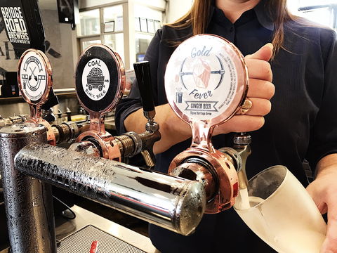 Alpine Hotel Bright - Accommodation Coffs Harbour 1